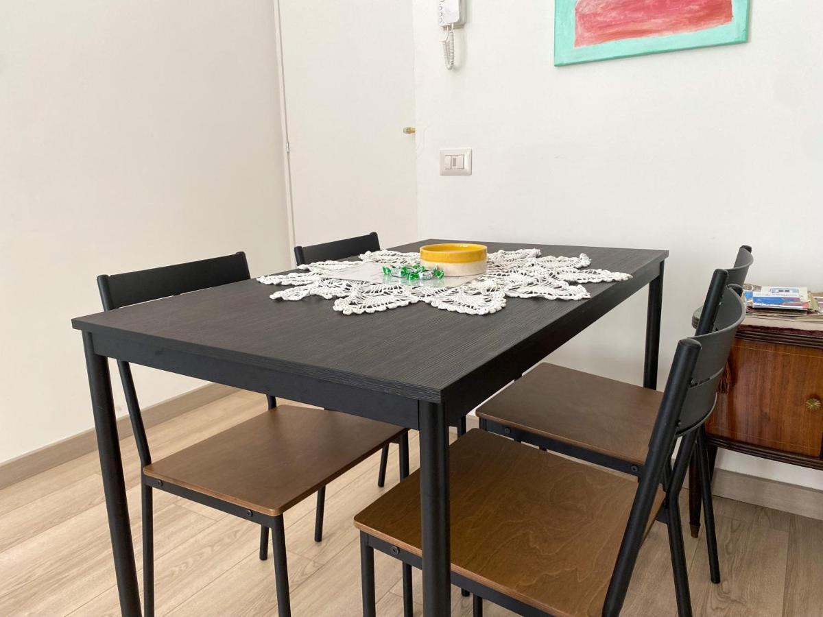 Appartement Le Casette Di Piazza Borsa Napels
